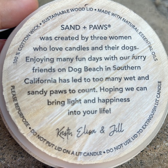 Tahitian Vanilla Scented Candle - Picture 4 of 8